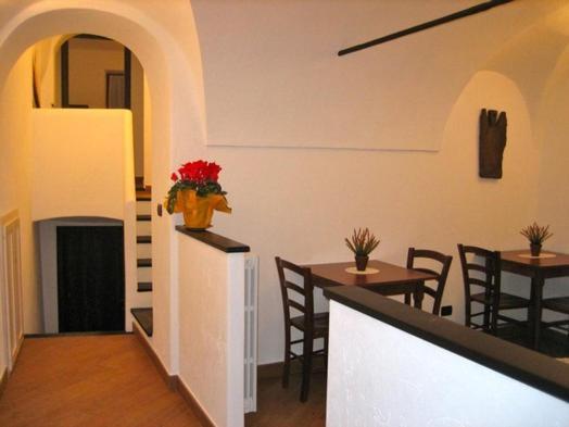Bed & Breakfast L'Erica Finale Ligure Exterior photo