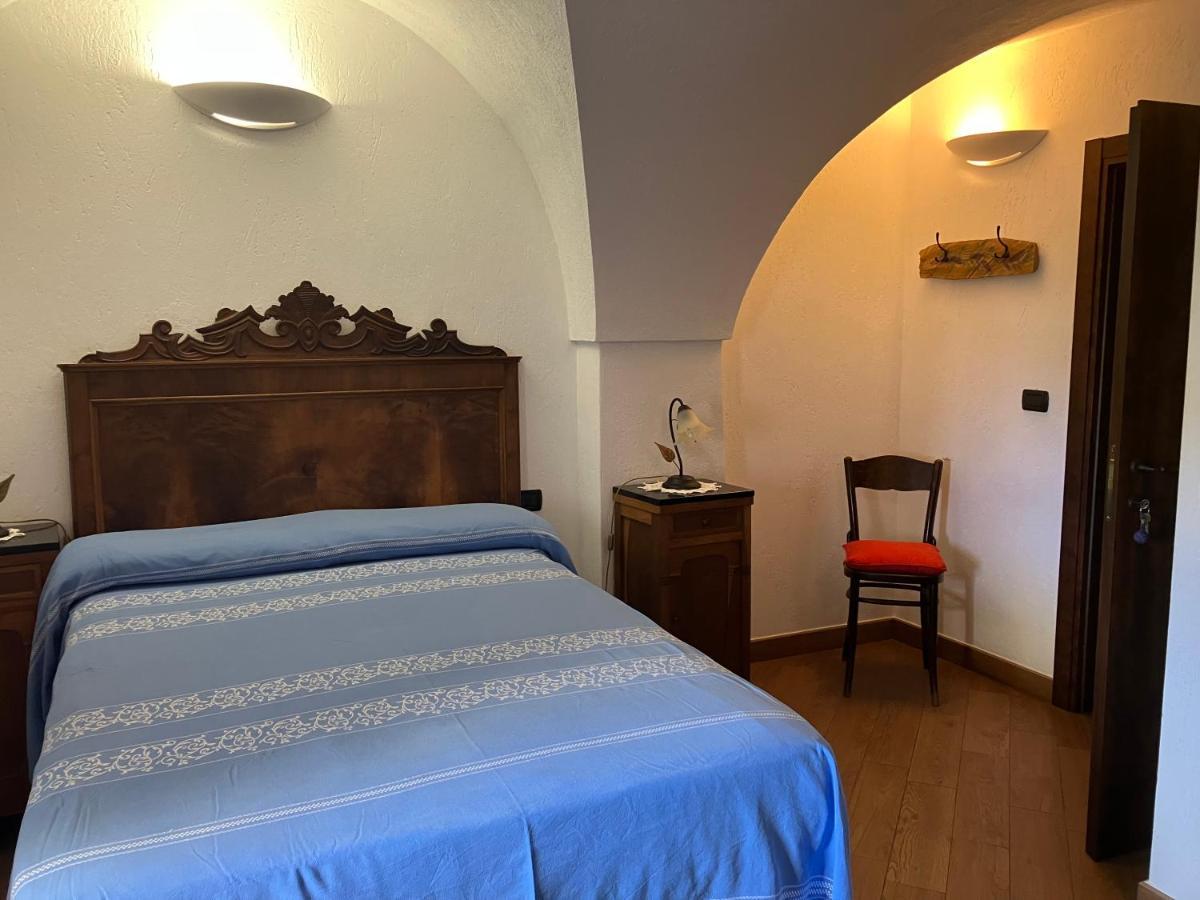 Bed & Breakfast L'Erica Finale Ligure Exterior photo