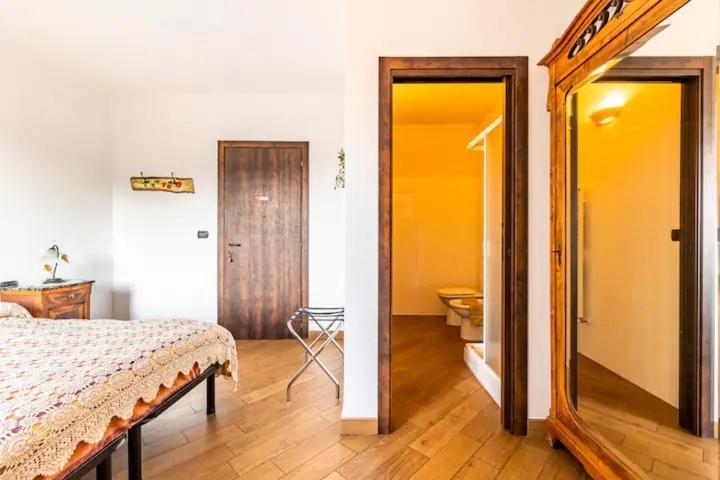 Bed & Breakfast L'Erica Finale Ligure Exterior photo