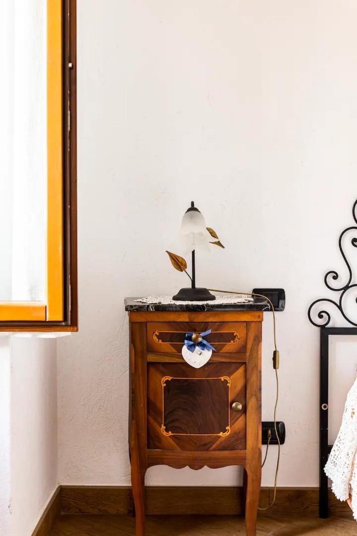 Bed & Breakfast L'Erica Finale Ligure Exterior photo