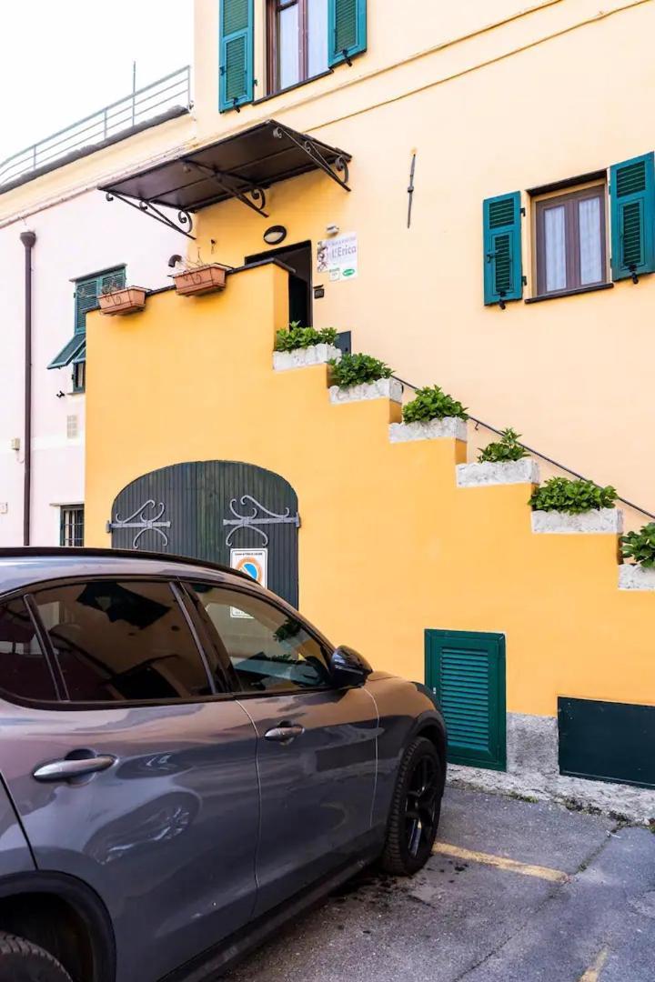 Bed & Breakfast L'Erica Finale Ligure Exterior photo