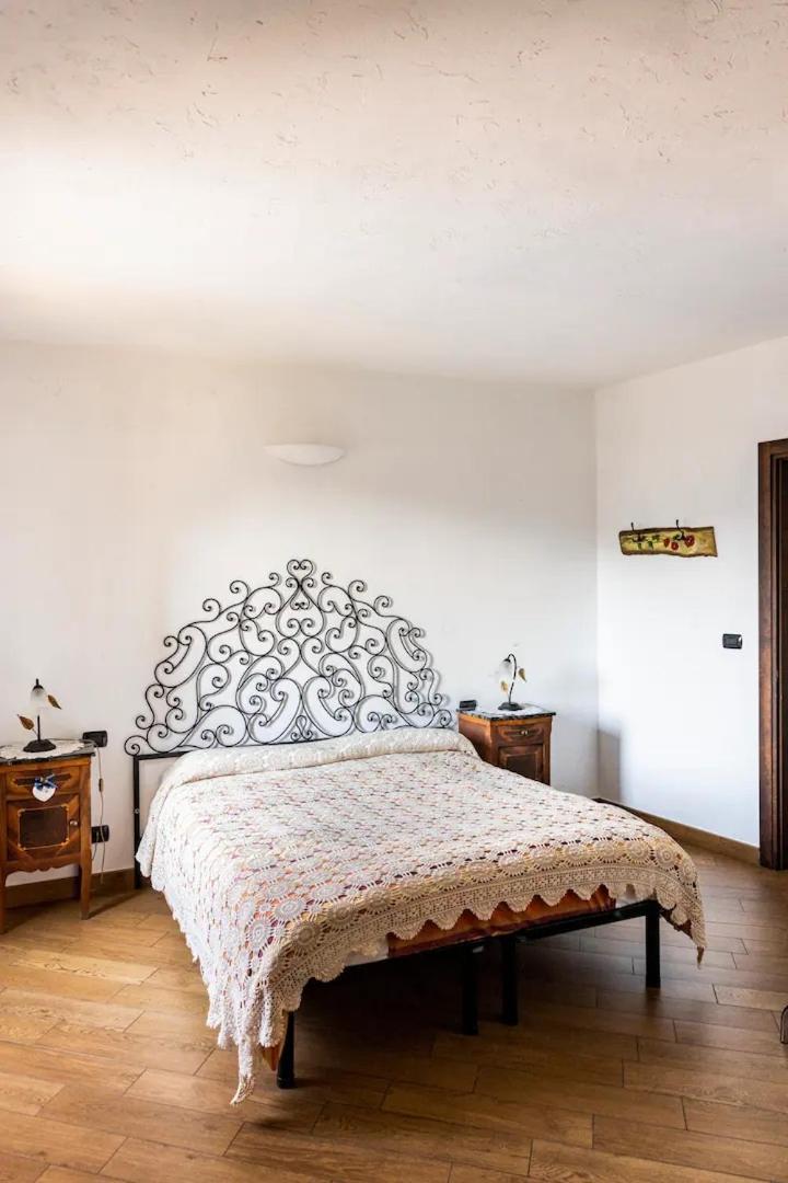 Bed & Breakfast L'Erica Finale Ligure Exterior photo